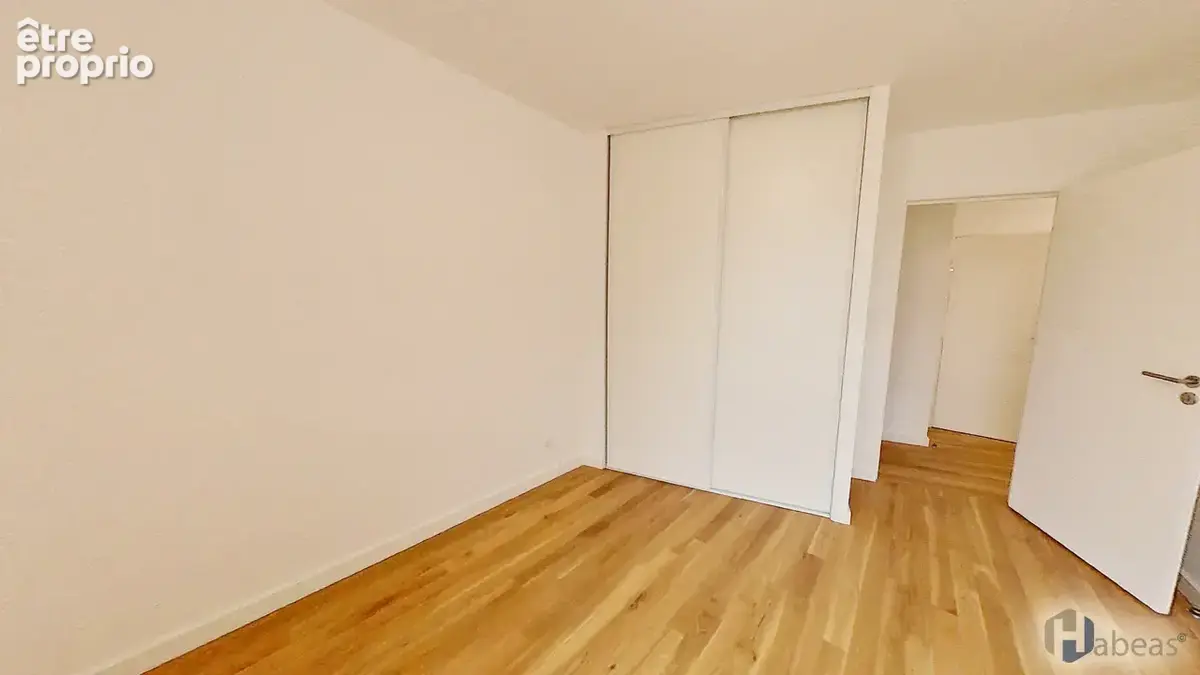 Attique d'Exception : T5 de 102 m² avec Terrasse Plein Ciel - photo 12