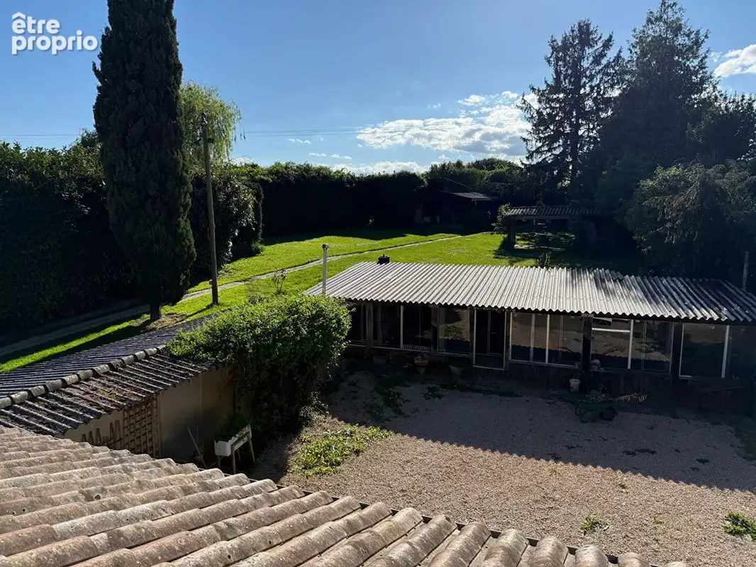 Ferme rénovée de 220 m² avec dépendances et beau terrain - photo 15