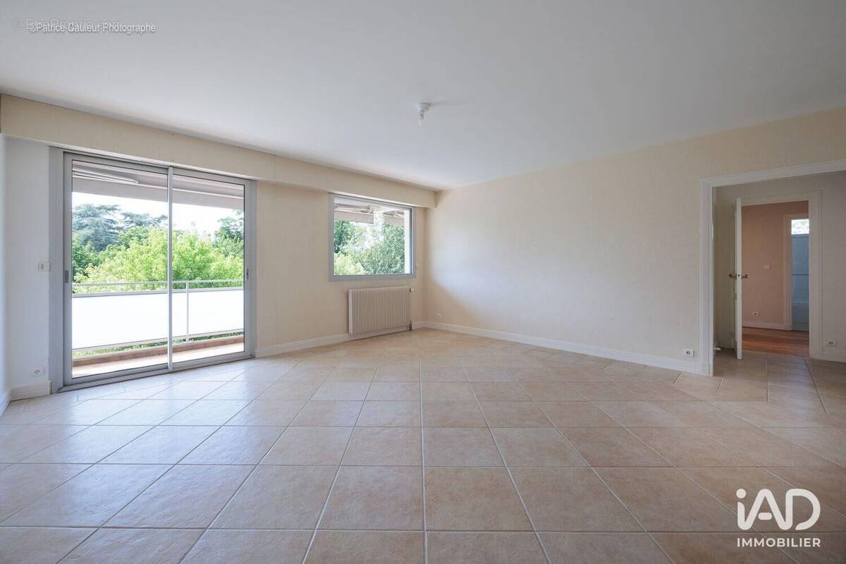 Photo 1 - Appartement à TASSIN-LA-DEMI-LUNE