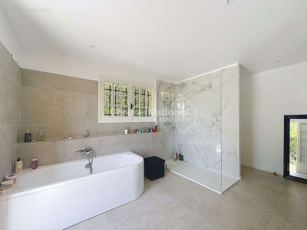 Cabris, Bastide provençale 220 m² Vue mer & lac de St-Cassien, grand terrain, aucun travaux - photo 12