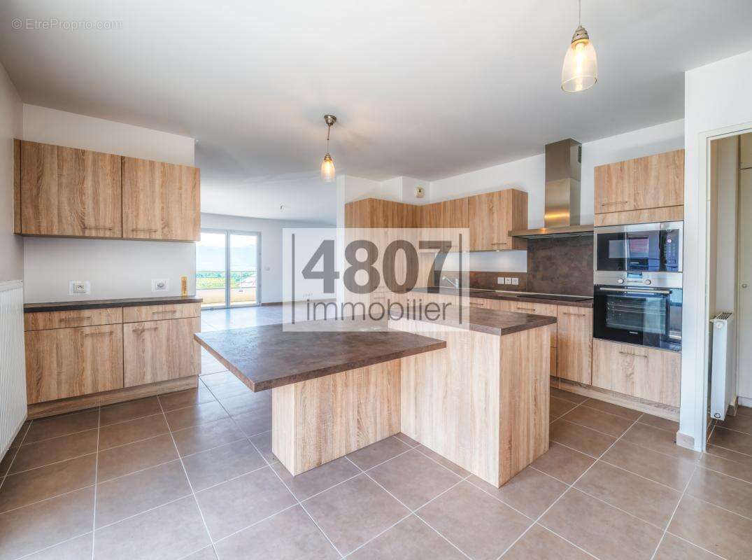 Attique 125 m2 à Feigères - photo 2