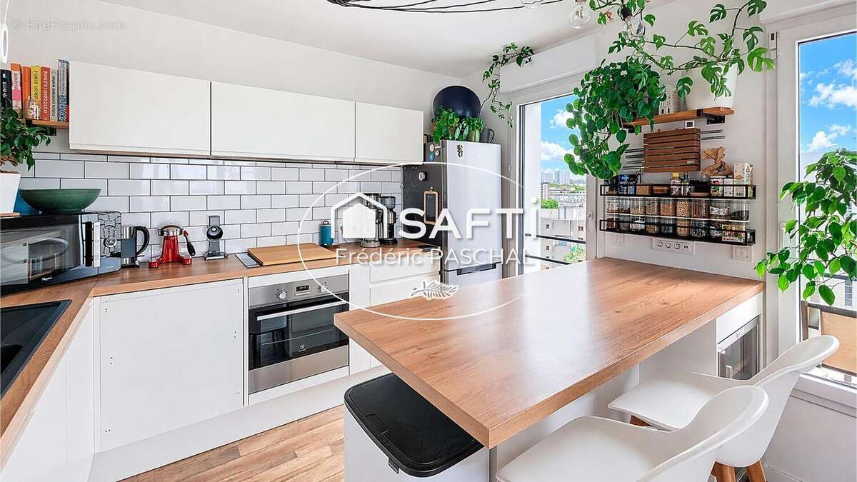 Photo 6 - Appartement à NANTERRE