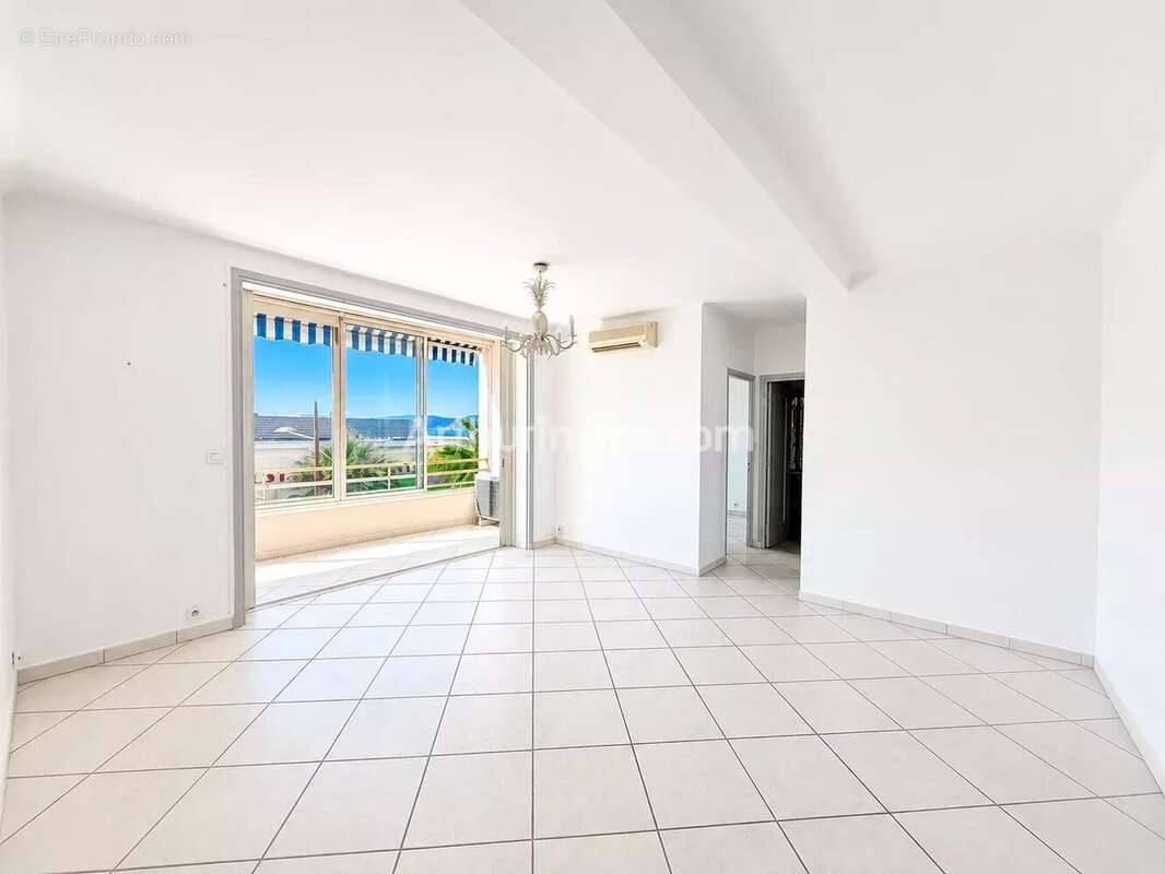 Appartement - centre ville - photo 2