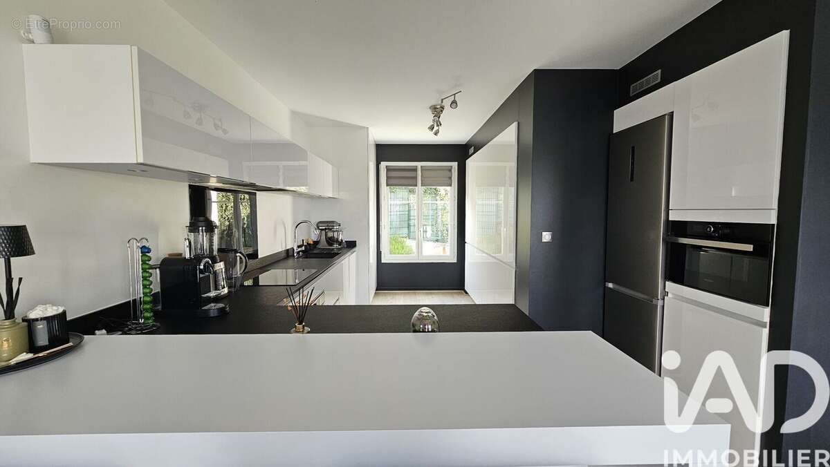 Maison 124 m² à Morainvilliers  - photo 4