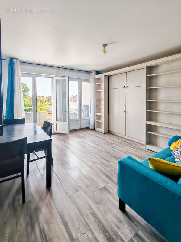 Appartement à PONTAULT-COMBAULT