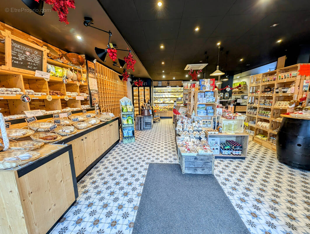 Commerce à LA CLUSAZ