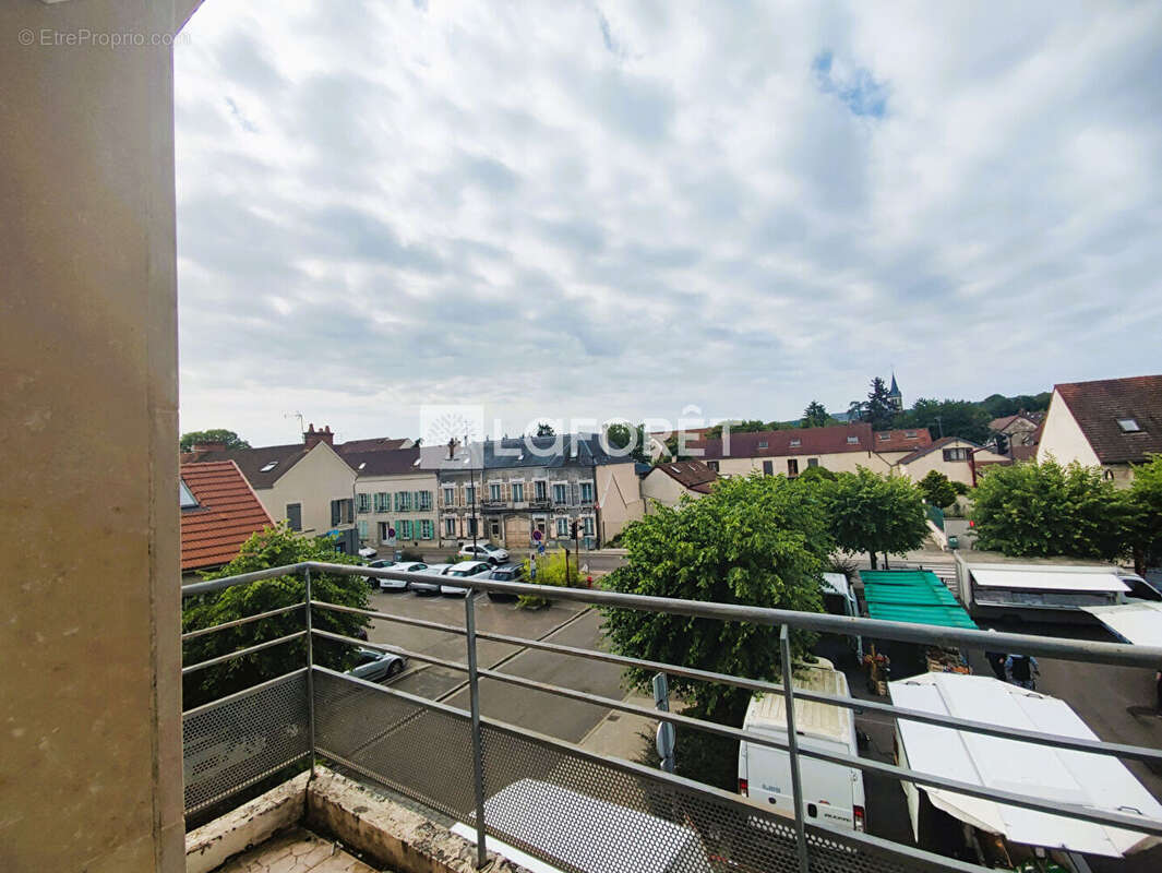 Appartement à ROSNY-SUR-SEINE