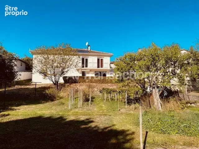 Maison 10 pièces 151 m² à vendre à Chateauneuf-Sur-Charente (16120) - photo 3