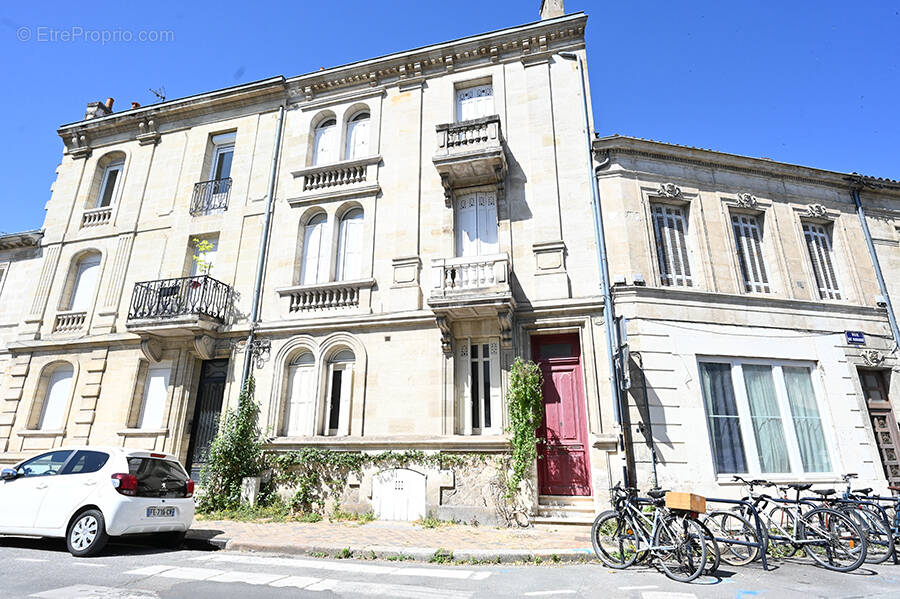 Appartement à BORDEAUX