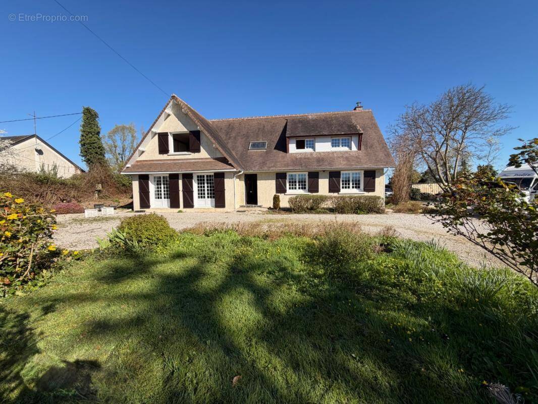 Maison à LIESVILLE-SUR-DOUVE