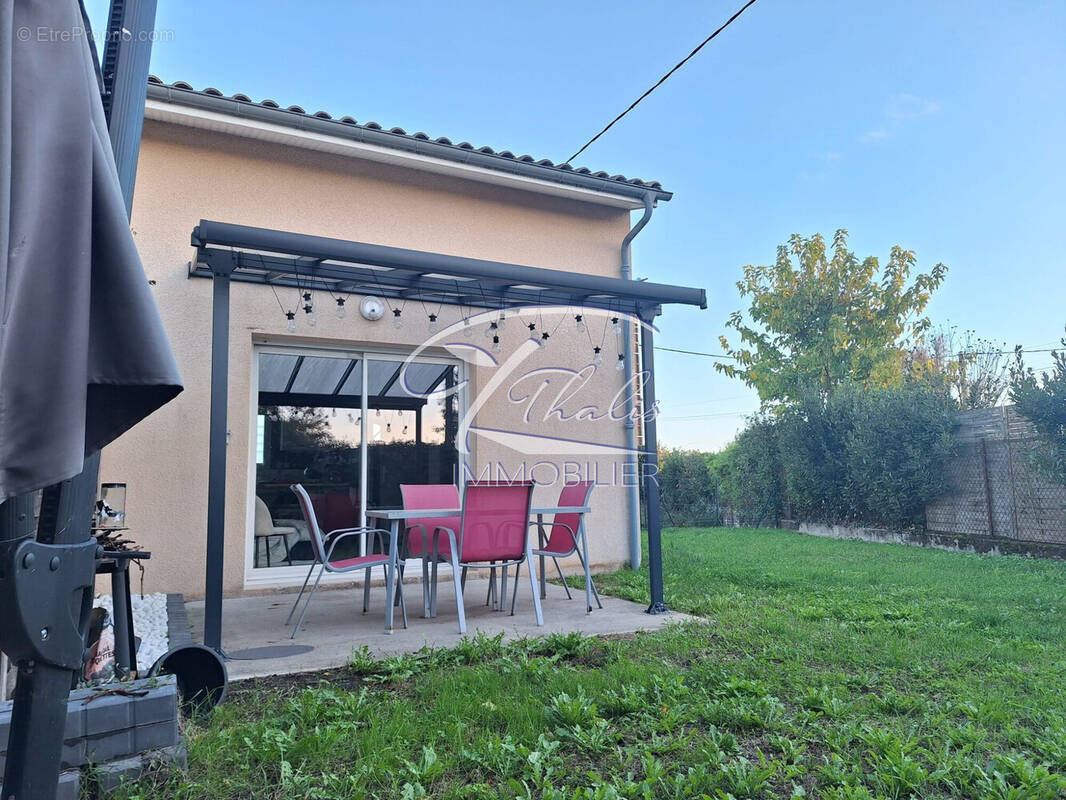 Maison à LA LANDE-DE-FRONSAC