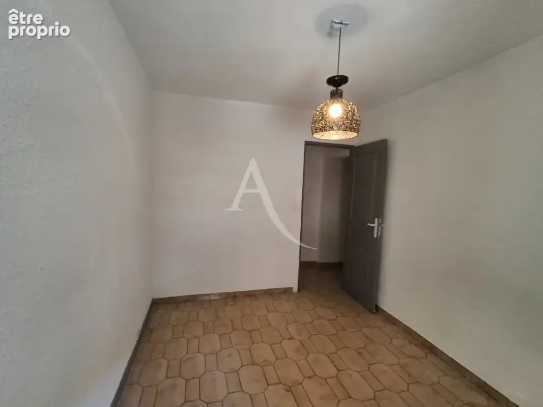 BEDARIEUX  a saisir ! Appartement spacieux au 2ème étage - photo 11