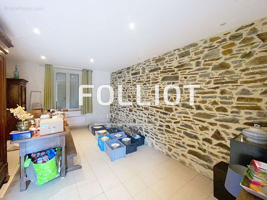 A vendre aux portes de la Suisse Normande Maison en pierre proche Forêt de Grimbosq - photo 12