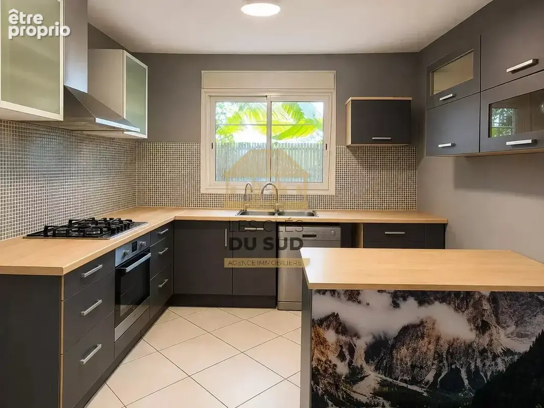 Maison T3/4 à vendre sur la Rivière Saint Louis- au calme avec jardin et terrasse - photo 3