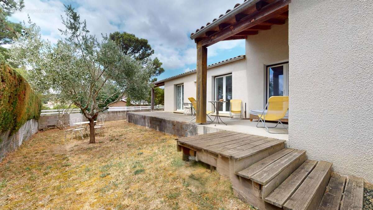 En exclusivite - plain pied - 4 faces - 3 chambres - sejour 60 m2 - photo 5
