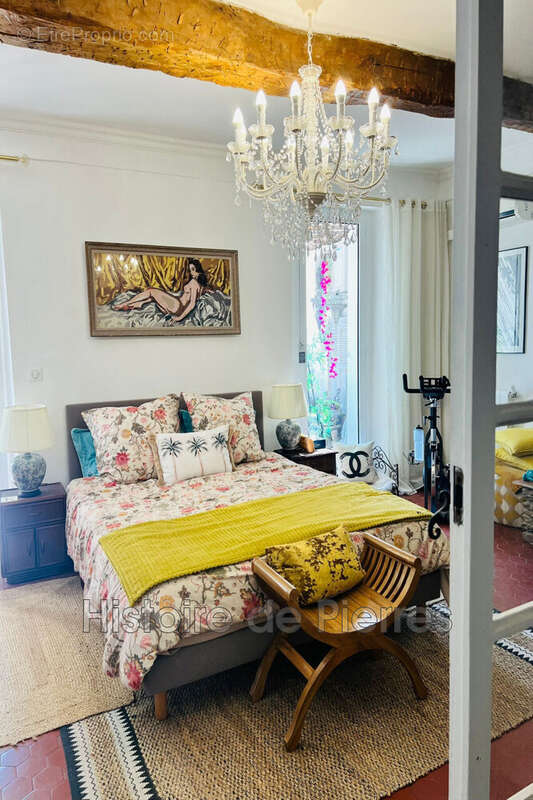 Maison à LA GARDE-FREINET