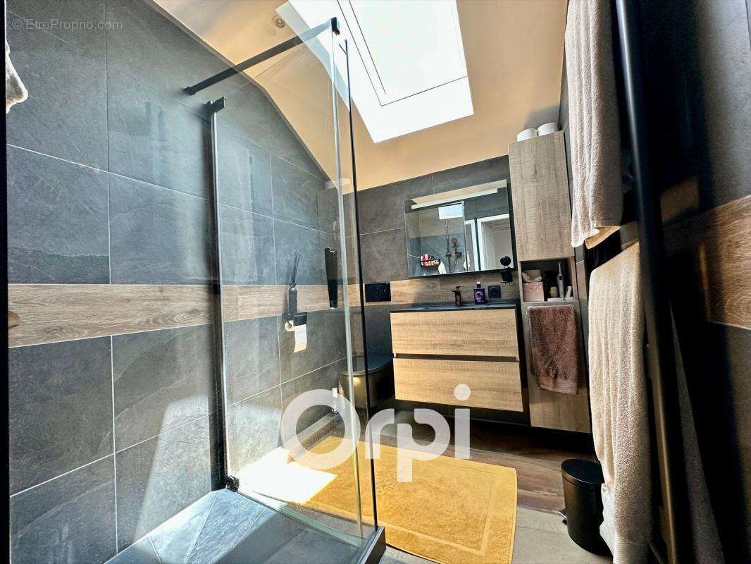 Maison à VILLARD-BONNOT