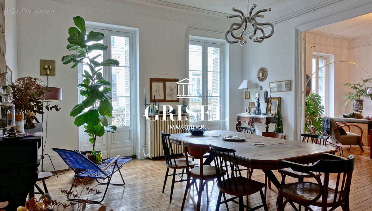 Appartement à BORDEAUX