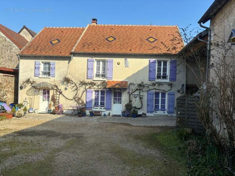 Maison à vendre 7 pièces AU CALME ! - photo 2
