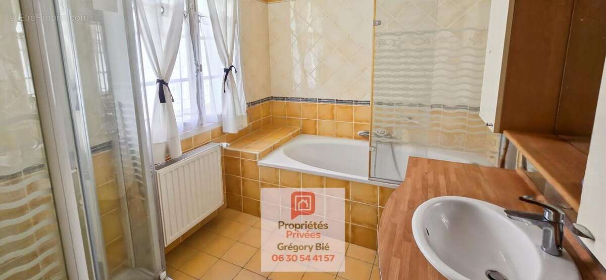 Maison bourgeoise 7 pièce(s) 220 m2 - photo 12