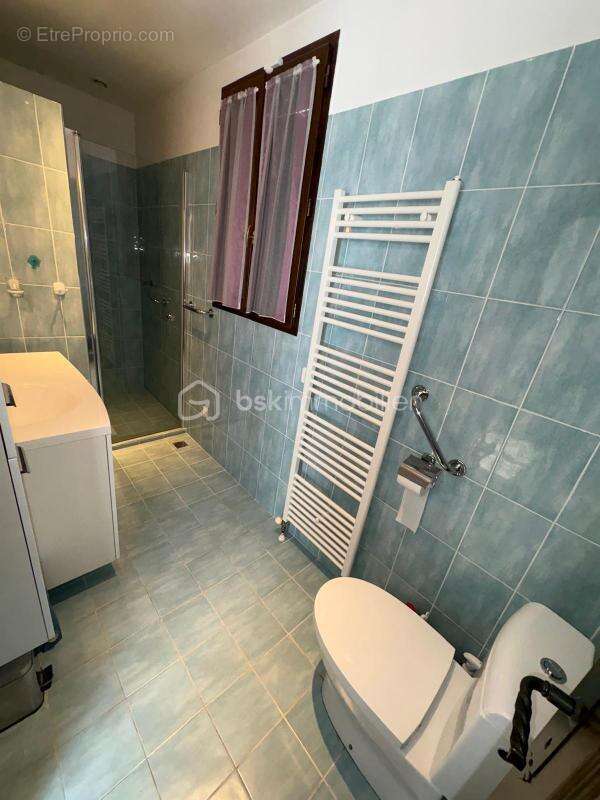 Maison à AVILLY-SAINT-LEONARD