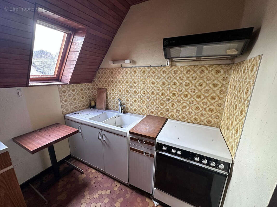 Appartement à SAINT-REMY-DE-CHAUDES-AIGUES