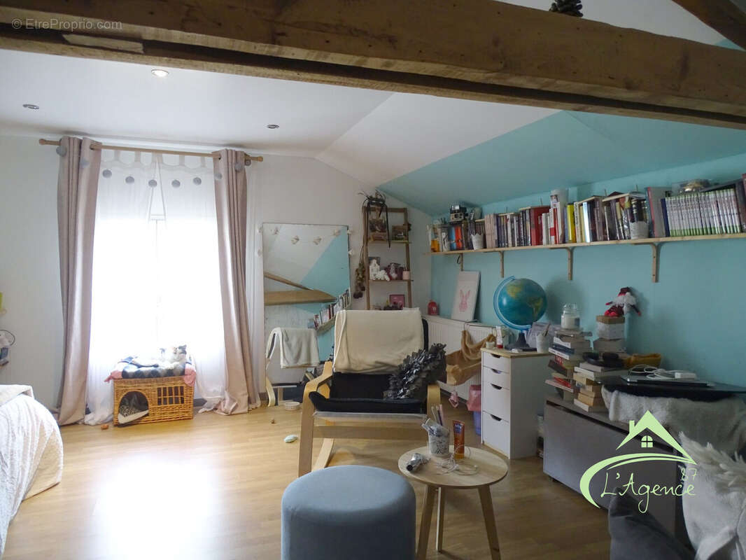 Maison à SAINT-JUNIEN