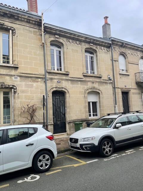 Appartement à BORDEAUX