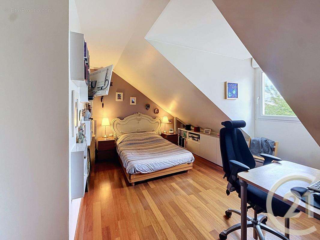 Appartement à CHOISY-LE-ROI