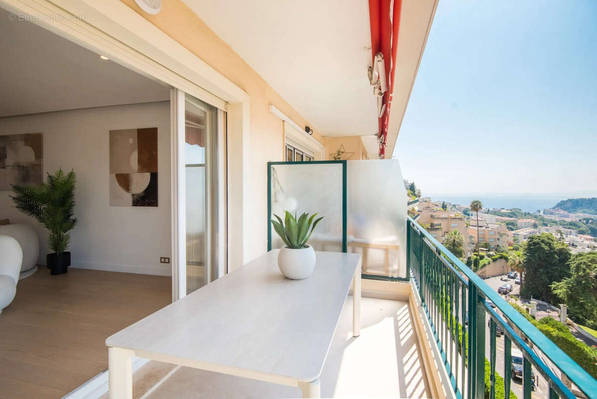 Appartement 89 m² à Nice  - photo 2