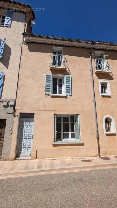 Maison à FLASSANS-SUR-ISSOLE