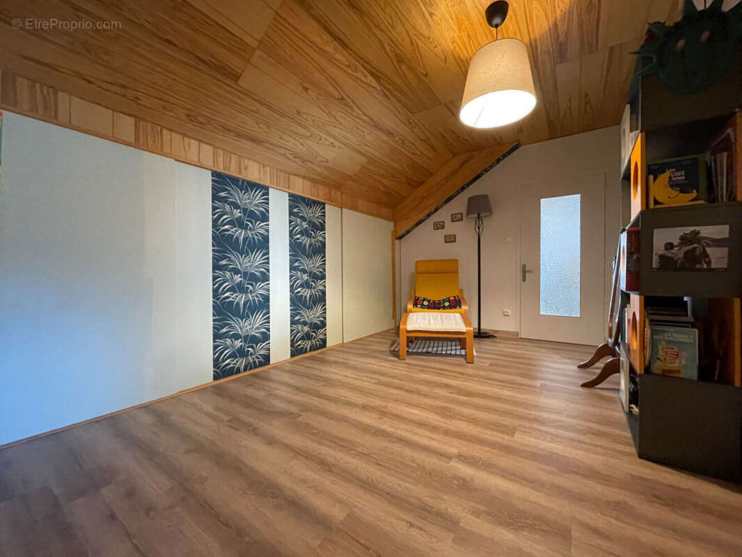 Maison à VILLARDS-D'HERIA