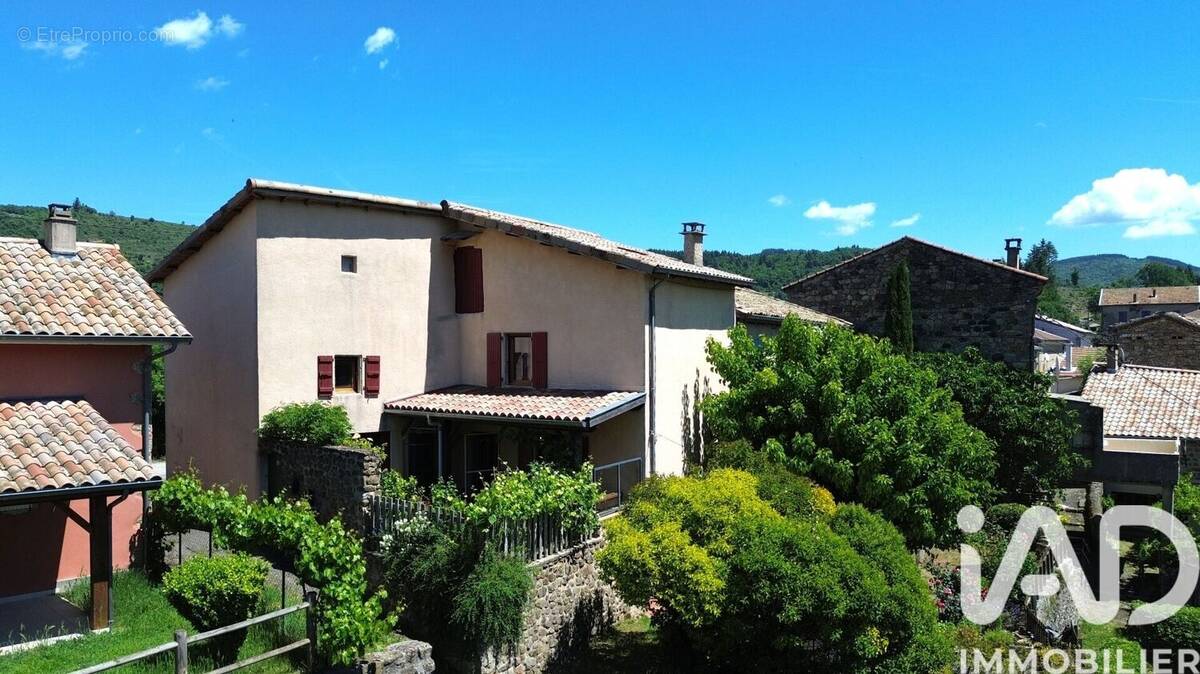 Photo 1 - Maison à SAINT-BARTHELEMY-LE-MEIL