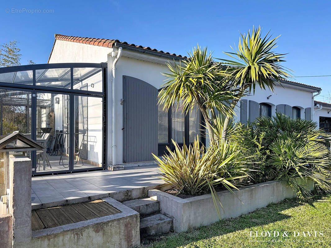 Maison à MESCHERS-SUR-GIRONDE