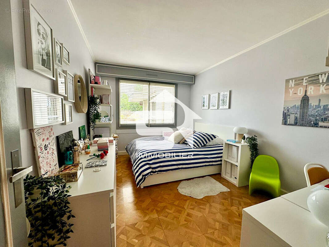 Appartement à NOGENT-SUR-MARNE