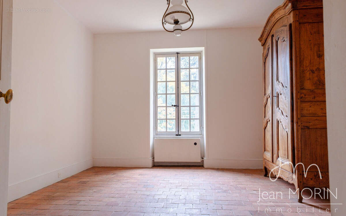 Maison à BOURG-LES-VALENCE