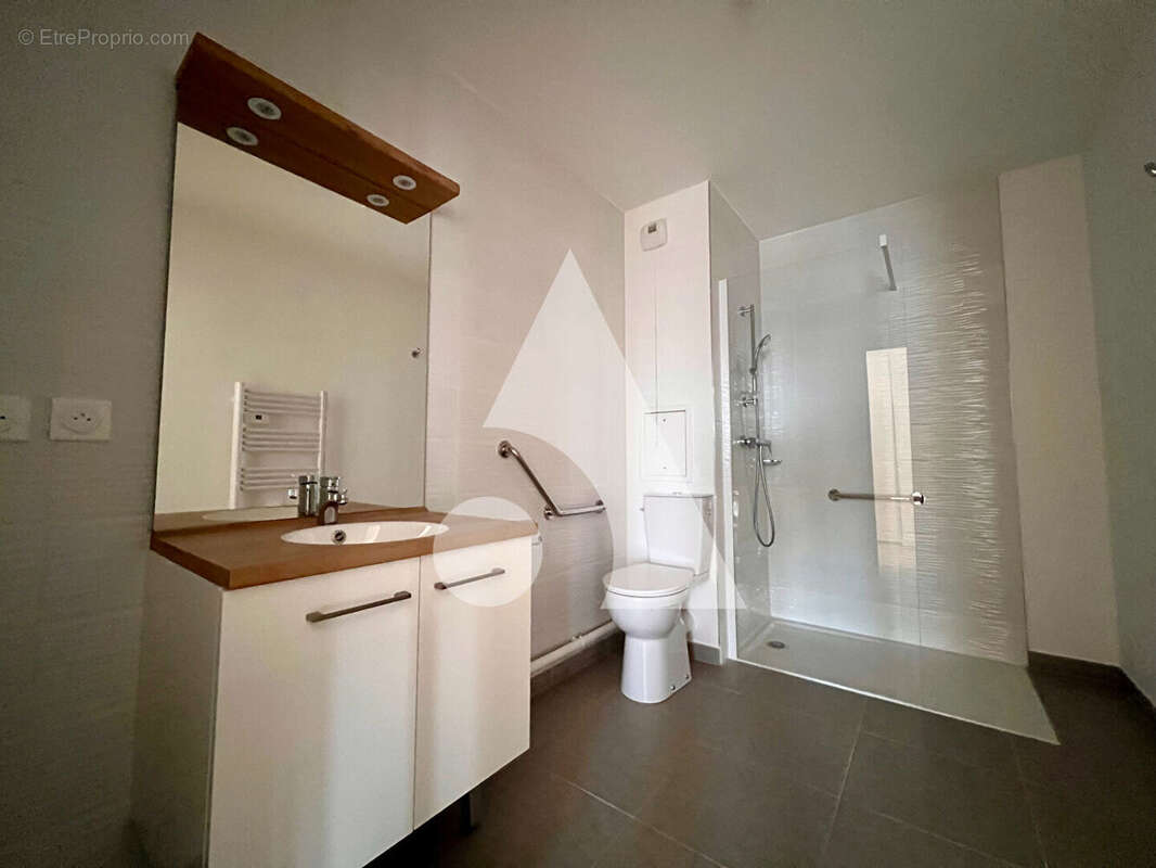 Appartement à SAINT-OUEN