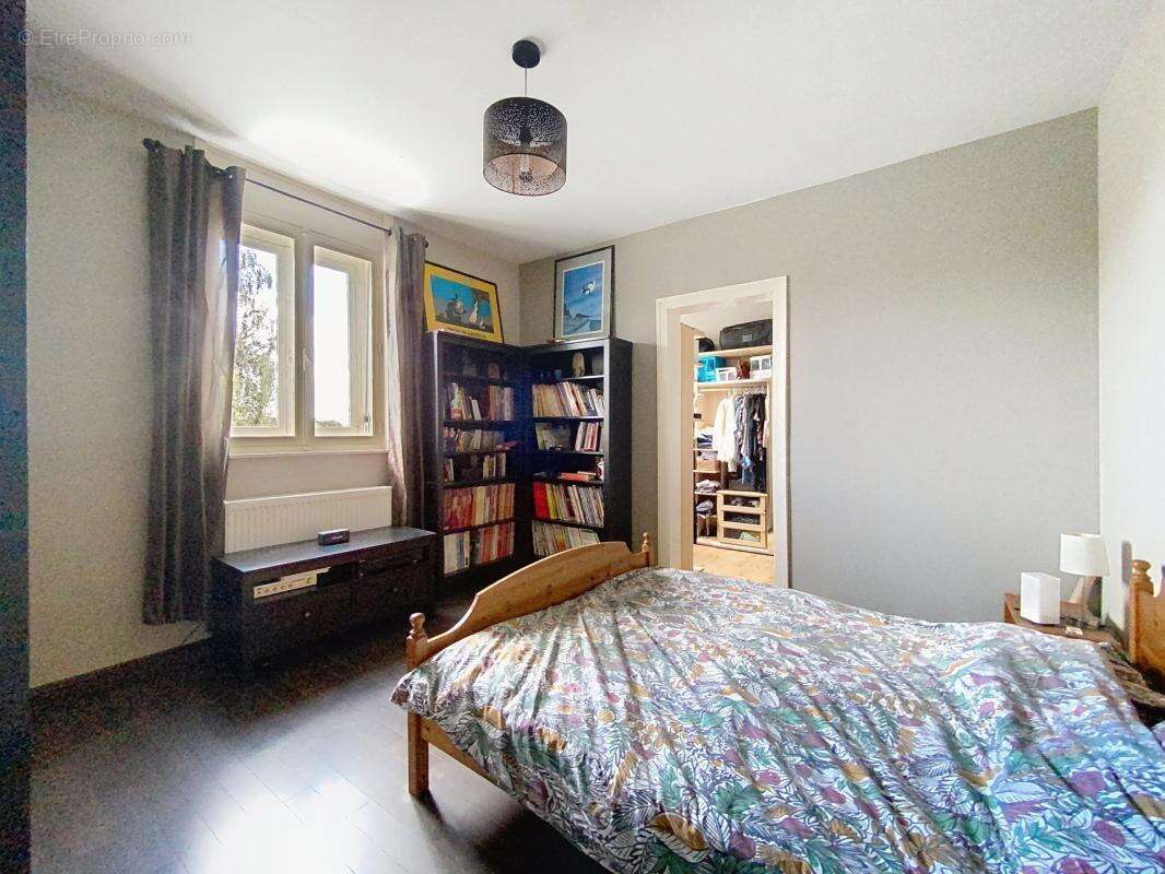 Maison à LA CHAPELLE-D&#039;ARMENTIERES