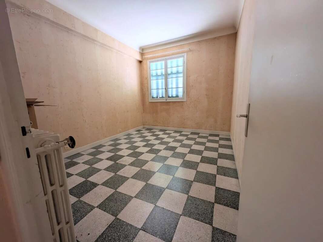 CARRE D'OR / AV DE VERDUN, 3 pièces idéal pour profession libérale - photo 4