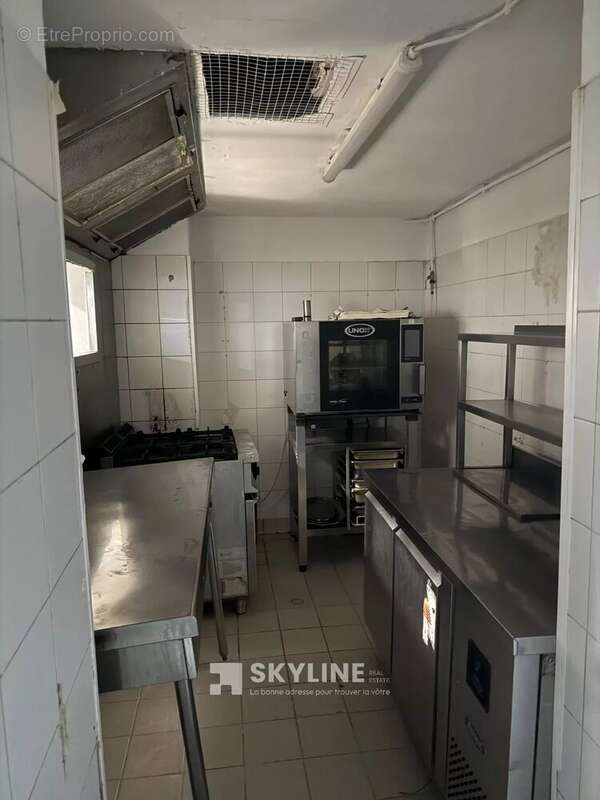 Commerce à MARSEILLE-1E