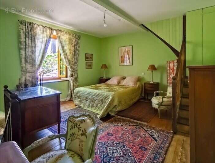 Maison à SAUVETERRE-DE-BEARN