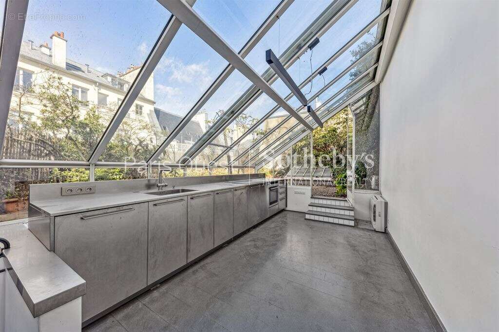 Appartement à PARIS-6E