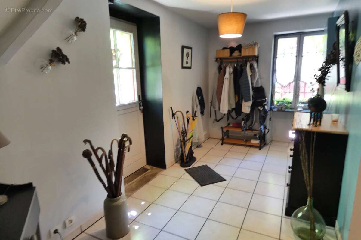 Le creusot - au calme - belle maison en pierres - photo 12
