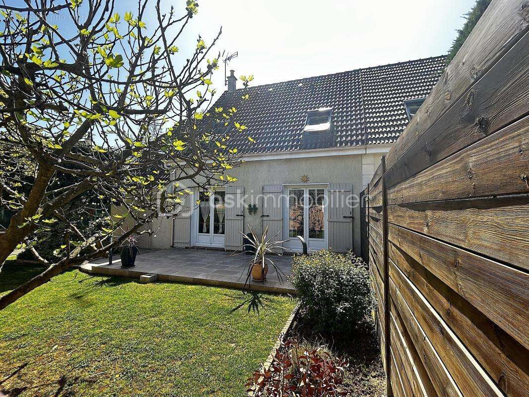 Maison à BRIE-COMTE-ROBERT