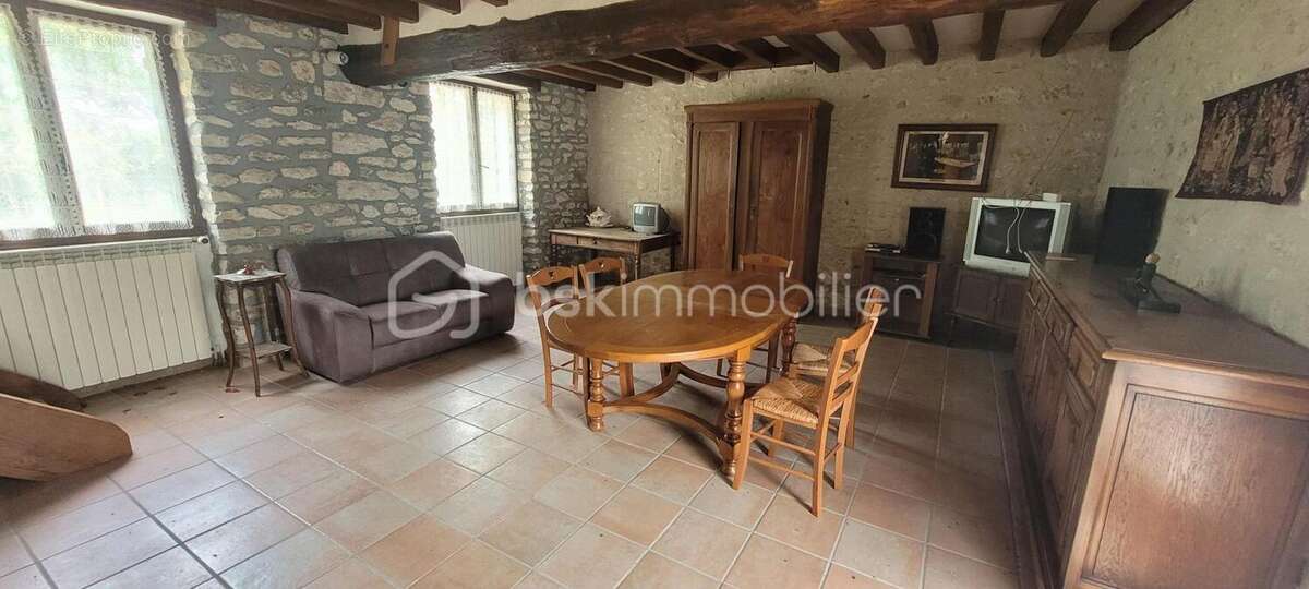 Maison à MONTEREAU-FAULT-YONNE