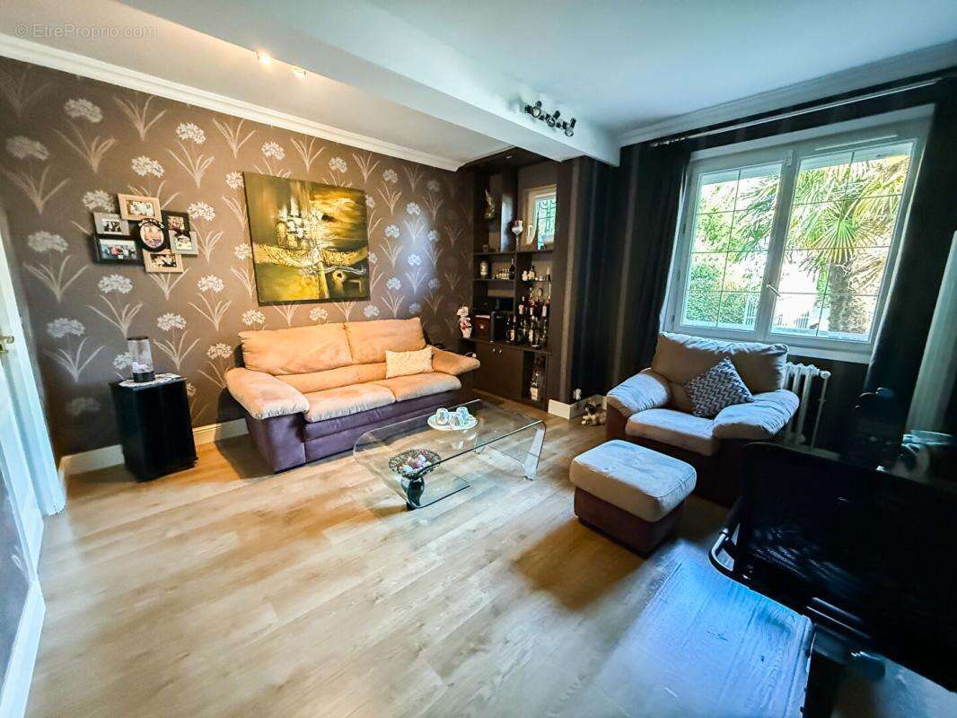 Maison semi plain-pied 220M², 5 à 6 chambres, sous sol complet jardin paysagé - photo 14