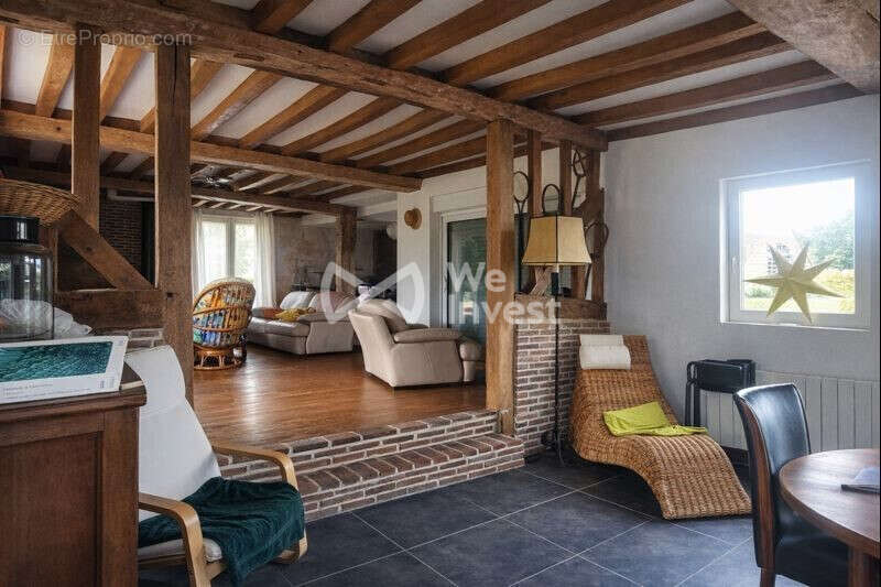 Maison 141 m² à Crevecoeur-En-Auge  - photo 6