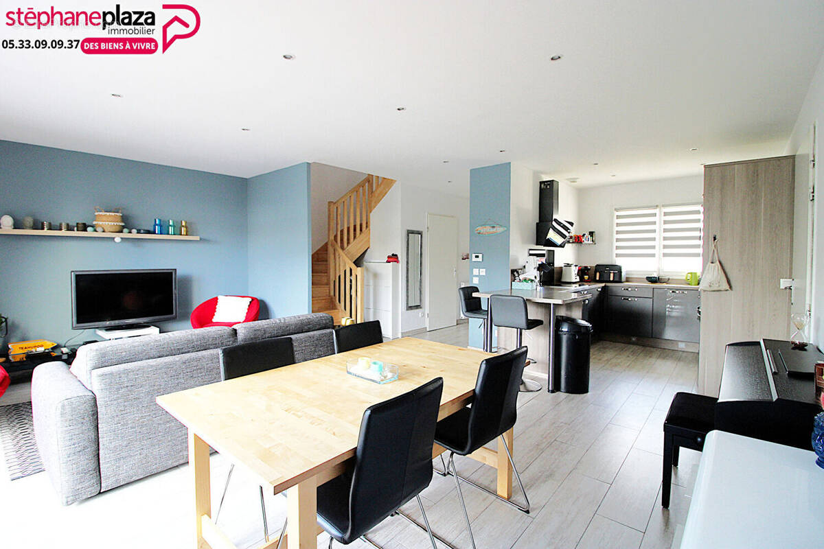 Maison à VILLENAVE-D&#039;ORNON