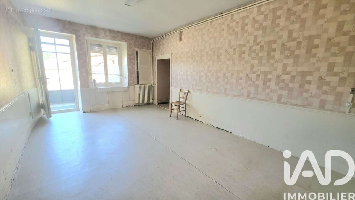 Maison 102 m² à Orges  - photo 6