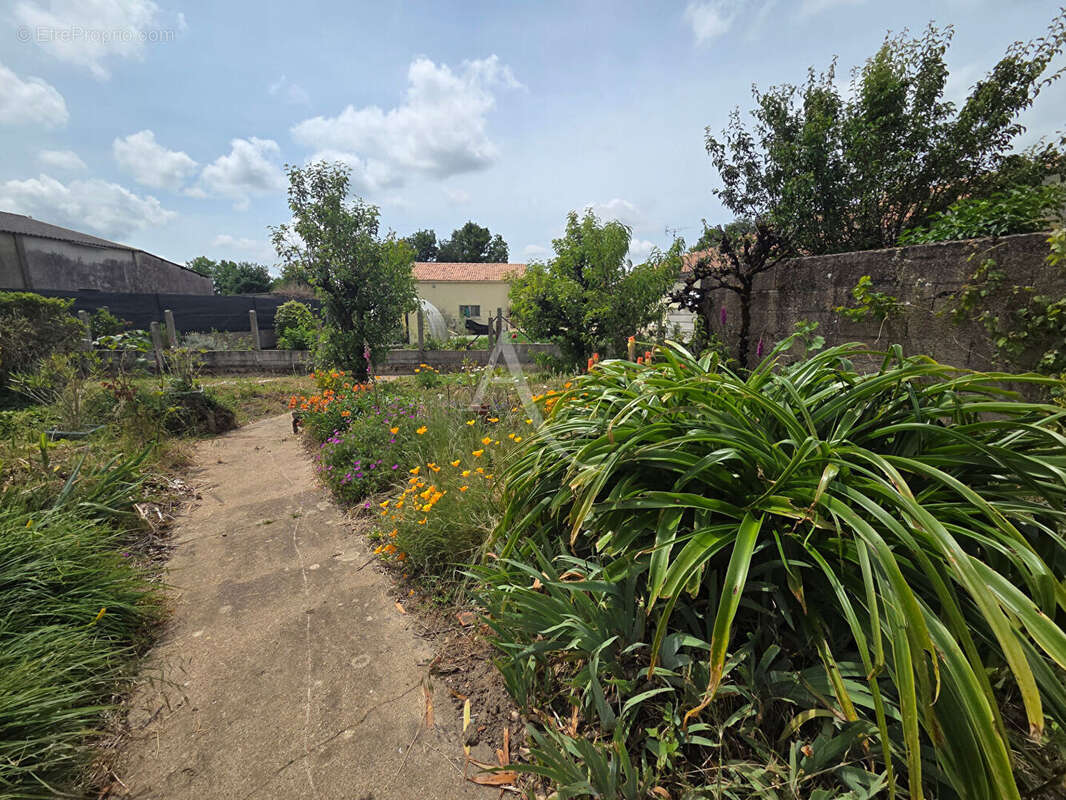 Maison à AIZENAY